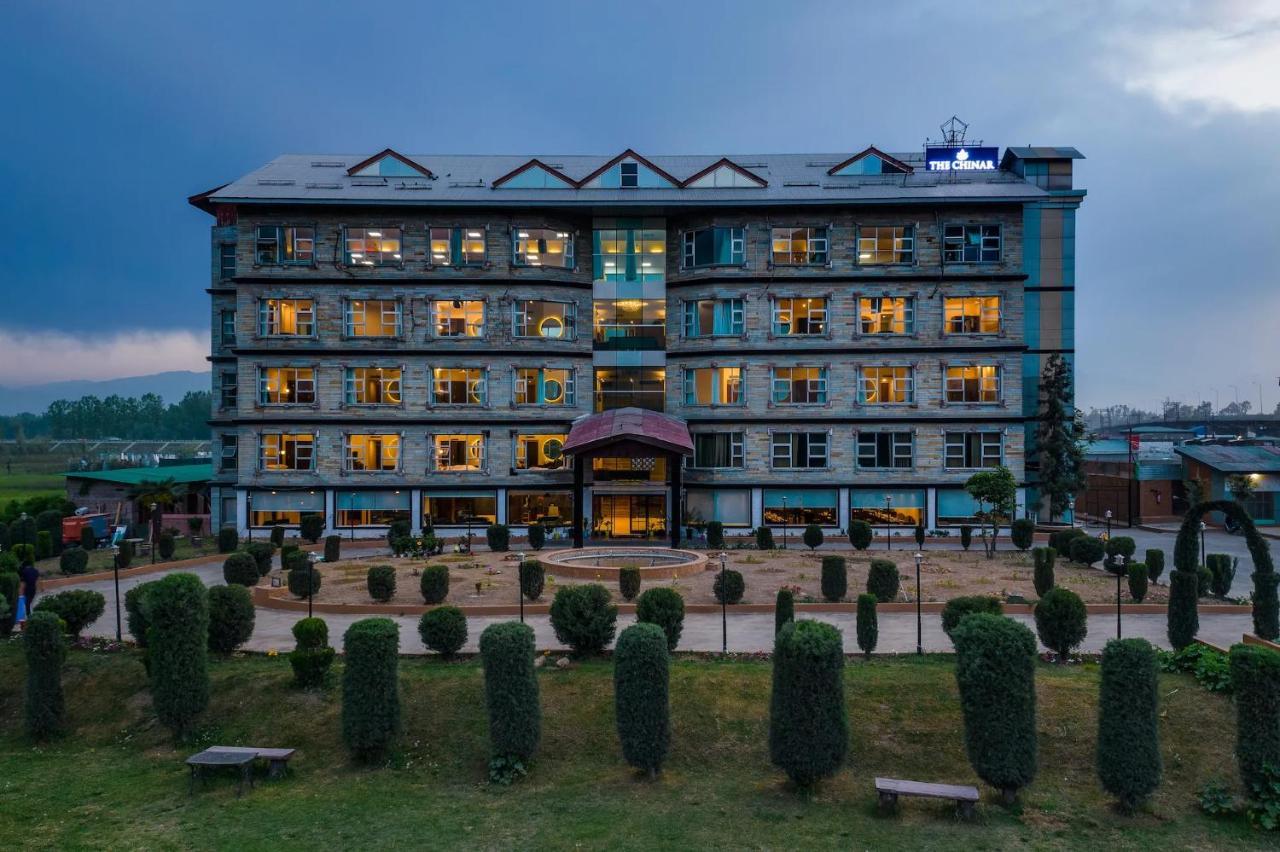 Готель The Chinar Srinagar Екстер'єр фото